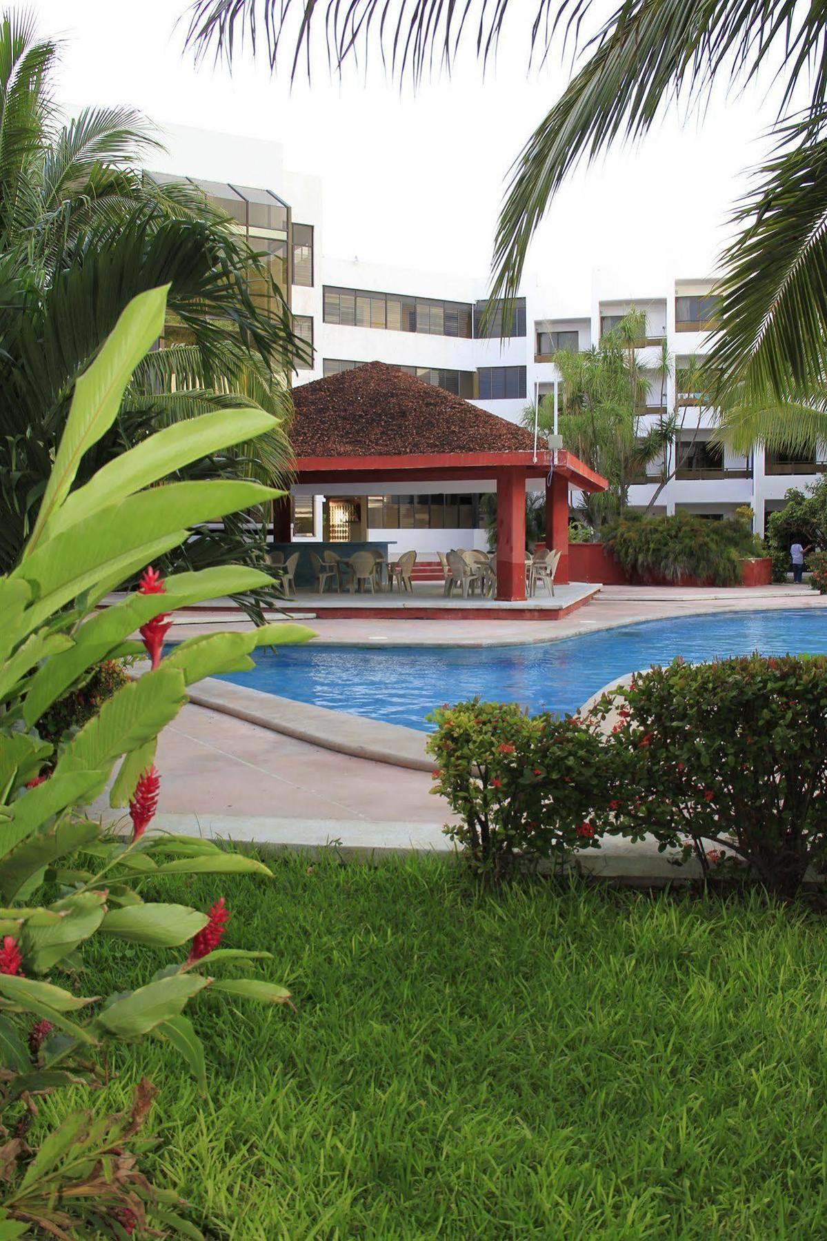Hotel Debliz Campeche Esterno foto